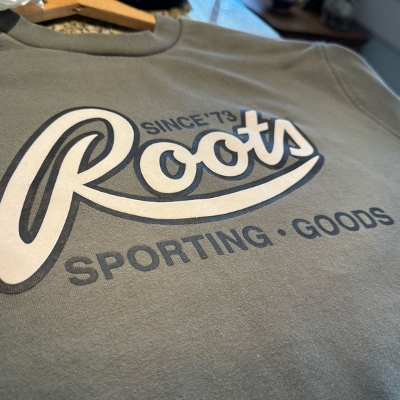 Vintage Roots Signature Crewneck Sweatshirt - Gender Free & Sustainable - XL - Picture 3 of 10